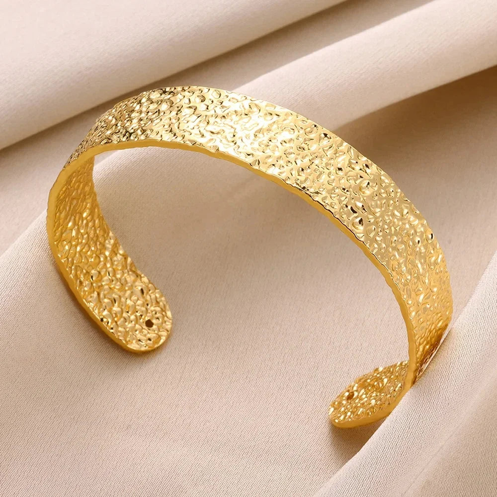 Aurora Gold Cuff