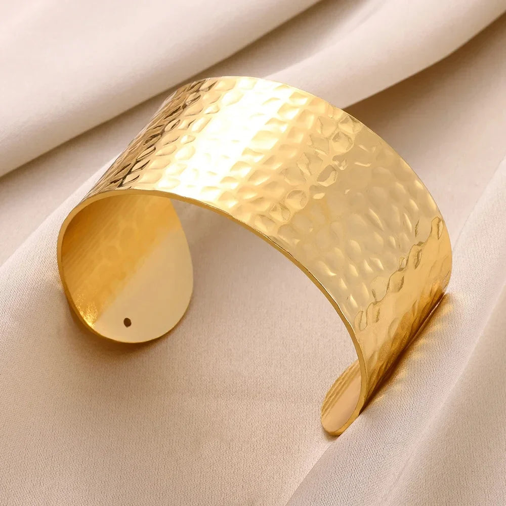 Aurora Gold Cuff